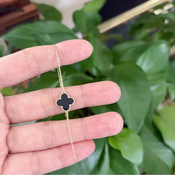 Elegant 14k Yellow Gold Bracelet - Picture 6 of 7